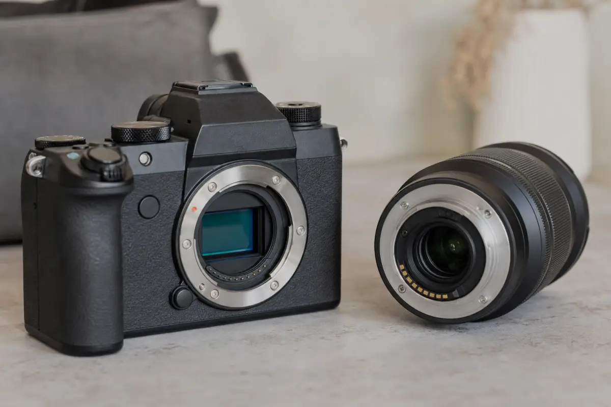L-mount